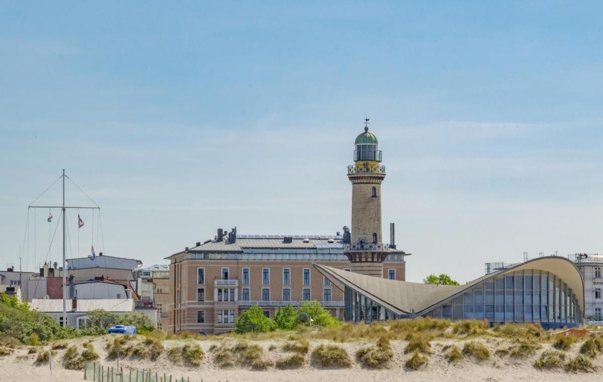 Ferienwohnung Berringer, Scholle, direkt an der Promenade Rostock Exterior foto